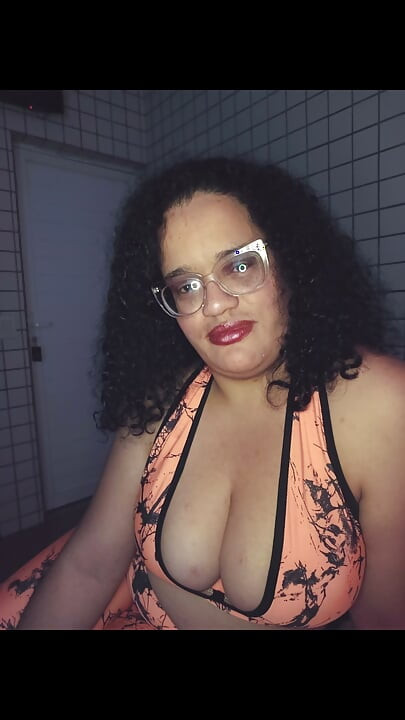 Cuckold ponižavajuća fantazija - dijeljenje maćehe u adult roleplayu