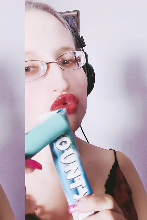 Asmr Sweet Chocolate Eating- Asmr, Eyeglasses, Giantess, Lipstick, Big Lips, Mough, Food, Face Fetish, Long Nails