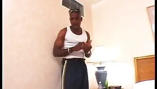 Kontol besar hitam untuk pelacur pirang (film porno antar ras lengkap)