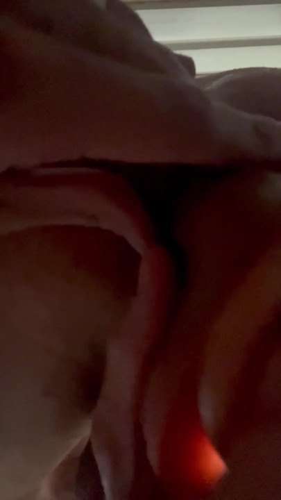 Sexy femboy in the bathtub | Clip 2