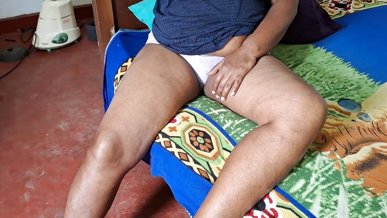 madrasta com calcinha velha e suja