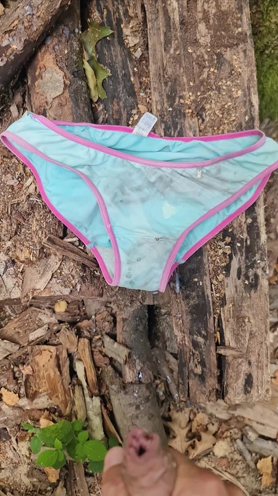 Cumming on the panties of a JF