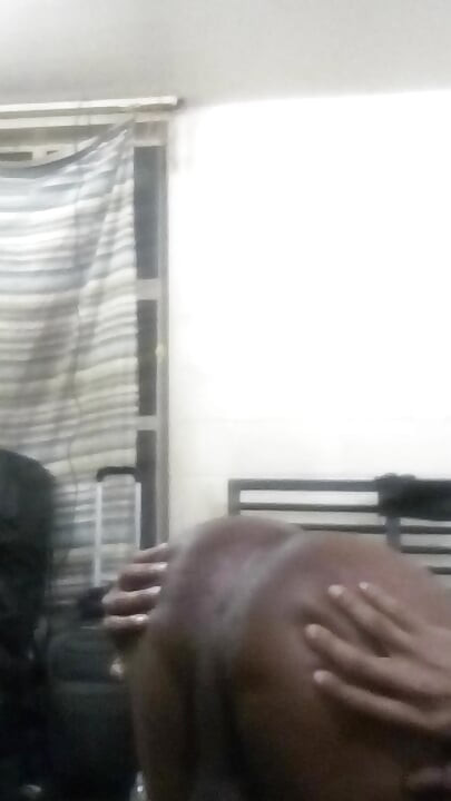 Θα έτρωγες αυτόν τον κώλο; Bubble booty Γκέι μαύρο Femboy