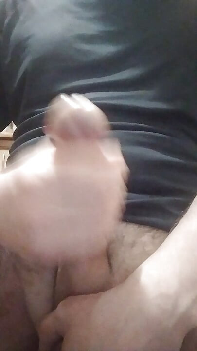 Hard cum with roar