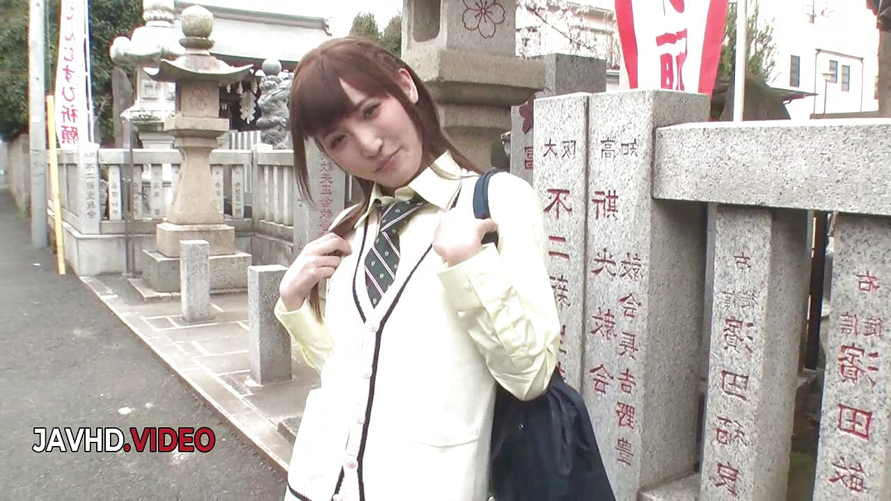 Karin Aizawa's Steamy Outdoor Amateur Encounter