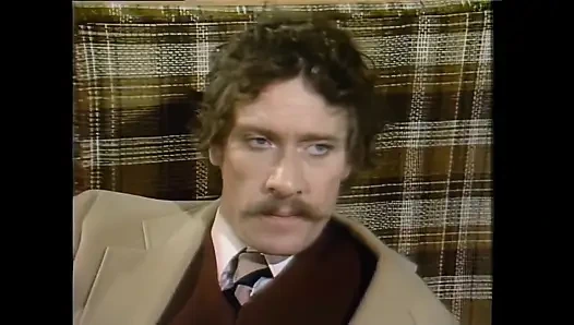 Lezbiyen Aşıklar Kendilerini Yalıyor