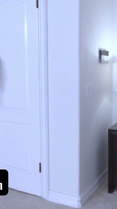 Üvey kardeşler - sıcak üvey chloe kiraz üvey kardeşinin seks oyuncağı olur ve onu amına boşalmasını sağlar | Klip 2