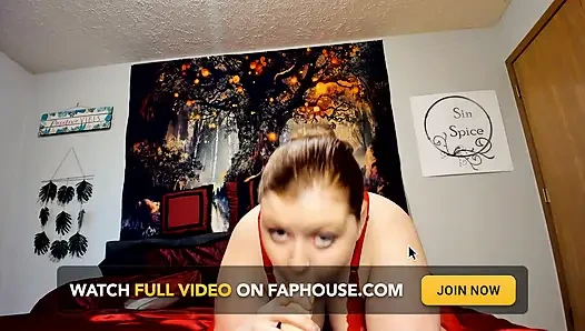 Üvey annenin yarağına ihtiyacı var