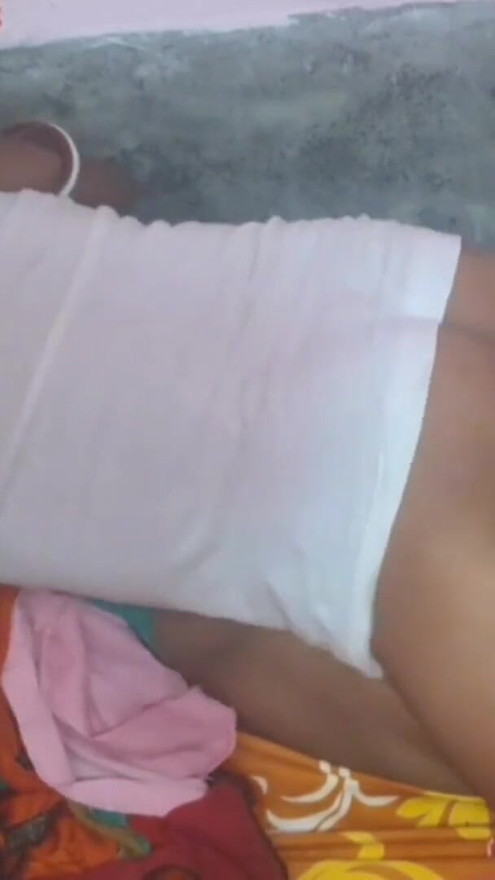 Talgu slime mould aunty Fucked By Home Owner In the room | Clip 1