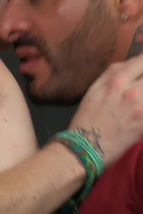 How Do You Say I Want Cock in Portuguese?