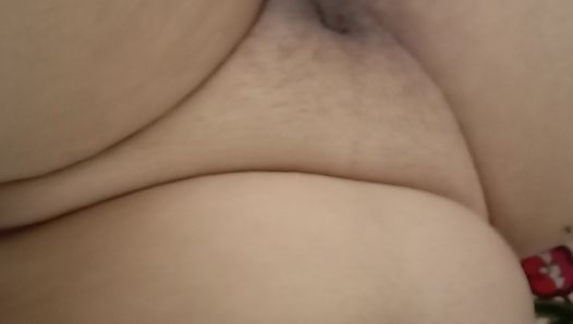 Vidéo complète sexy et sexy avec un nouveau modèle à forte poitrine.