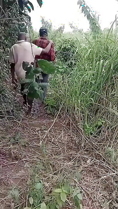 Outdoor Marathons Sex Inside the Farm