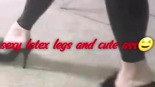 Sexy FF-Strumpf und Latex-Leginggs
