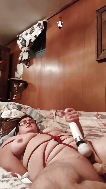 Elim arkamda bağlı halde boşalıyorum - ftm solo dp