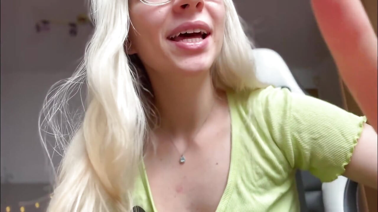 Transformându-te într-o fată sissy Asmr joc de roluri
