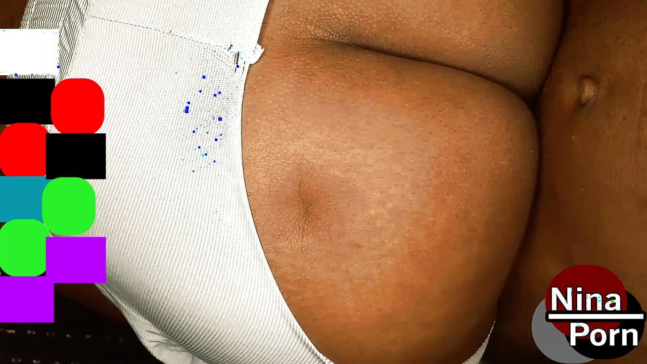 Assista a buceta ser fodida pelo vizinho fofo