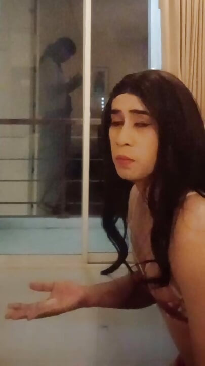 Crossdressers take turns having sex until they Cum in each other's mouths.