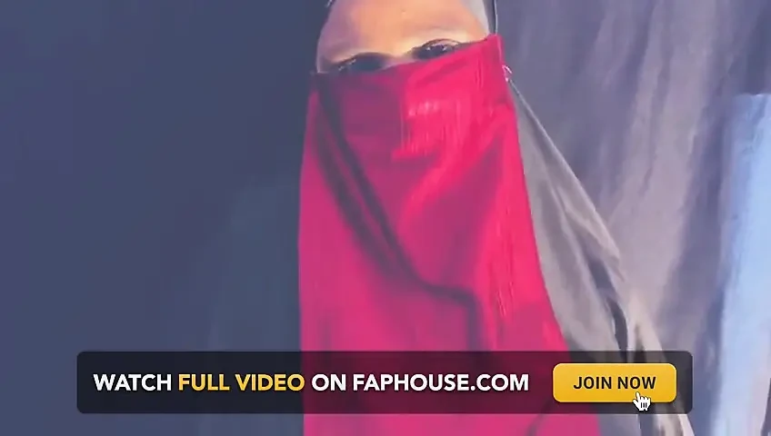 Desi Hijab Big Milk Sales Girl Leashed