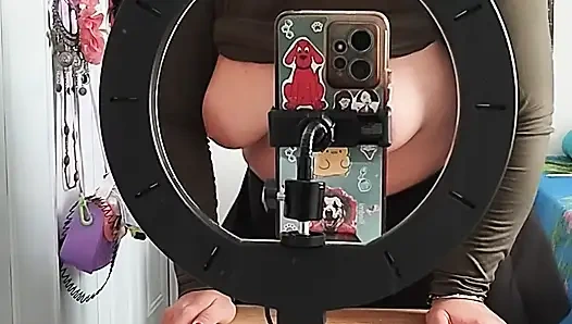 Sexy vor dem Spiegel