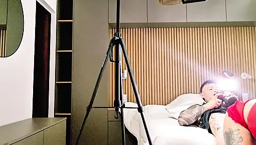 Ich Ziehe Sexy Dessous an Und Habe Sex Mit Meinem Schwager, Während Er Filmt.
