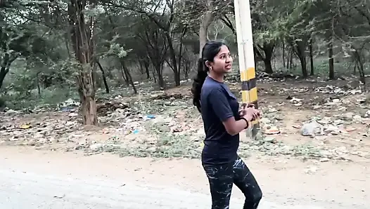Bangladeşli kız arkadaş ilk kez