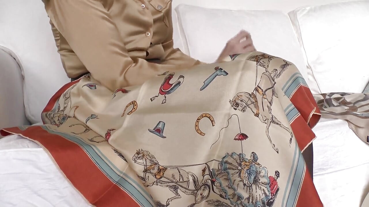 继母丝巾上, 维多利亚·瓦伦特夫人