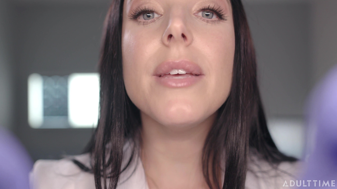 Asmrファンタジー博士。アンジェラ・ホワイトが全身身体検査