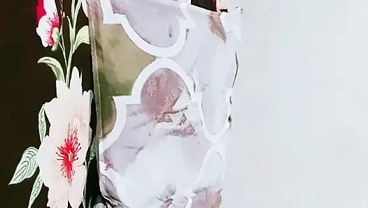 Bhoot Ne Sexy Reshmi Ko Akele Mich Daraya