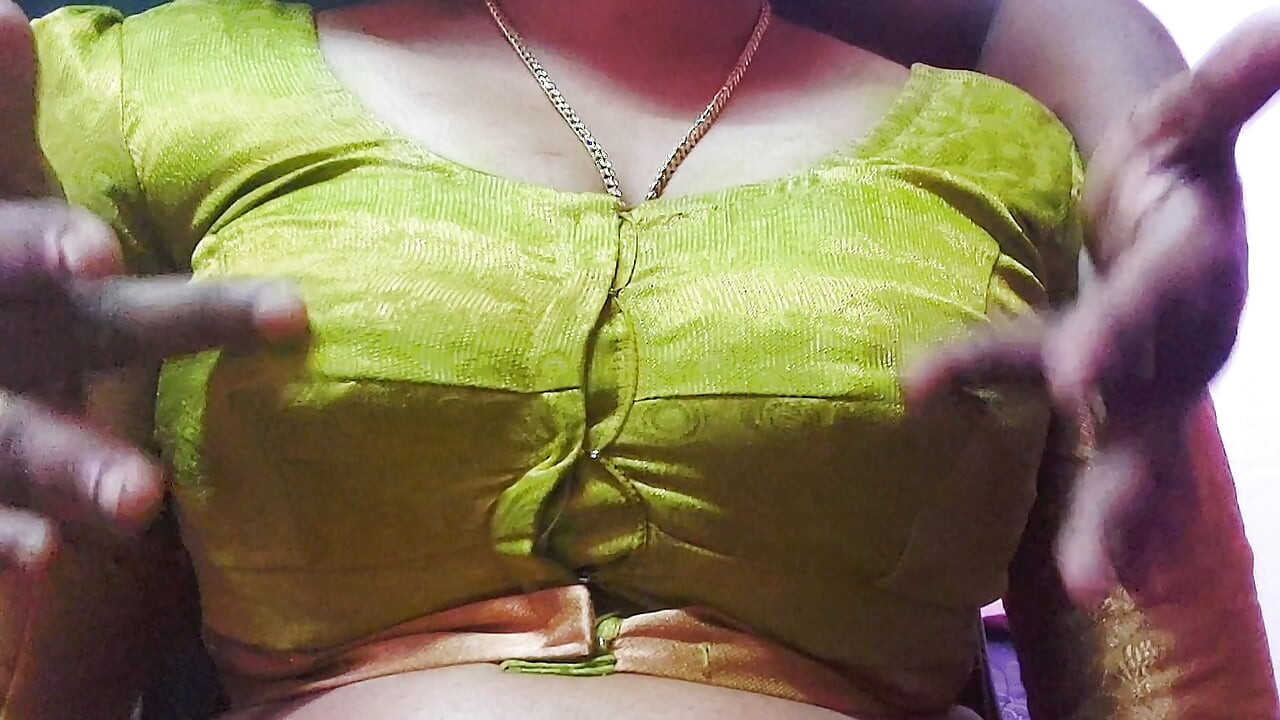 Kamuk sutra si tante seksi india zoya dientot habis-habisan sampai mengerang keenakan.