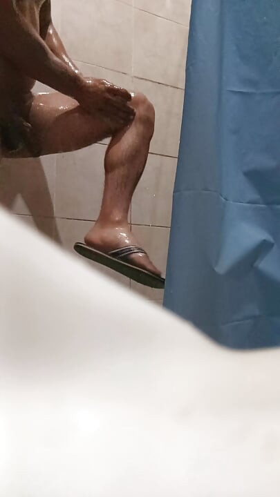 U kući polusestre