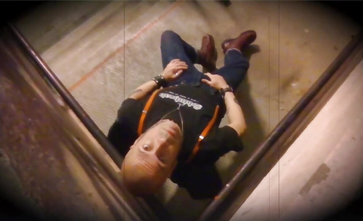 SKINHEAD jerking off