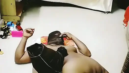 Учительница колледжа и муж, видео ночной работы в спальне