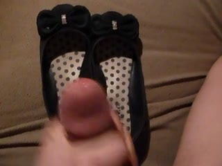 Cum in shoes