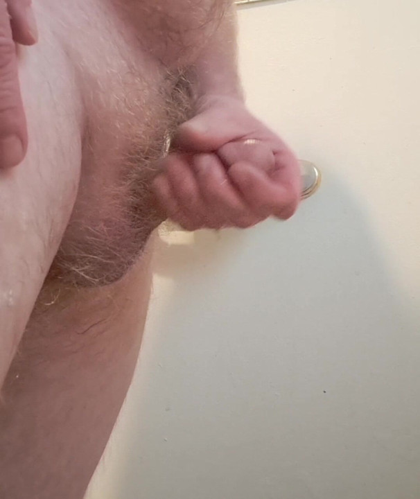 Pissen und spielen und rasieren