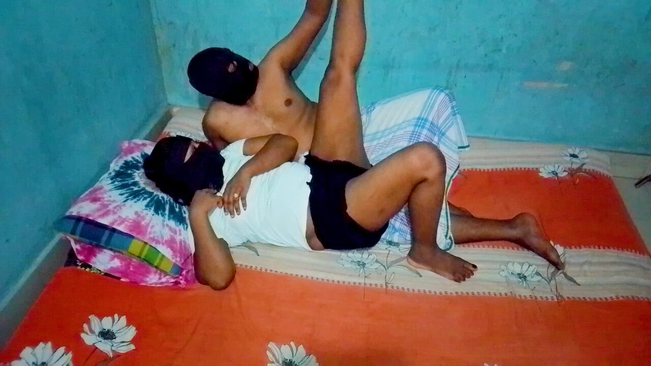 Very tight pussy fucked Village teen girl , desi teen hard fucking xxx video 👌