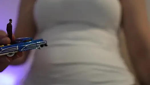 Dev kadın kız ve araba