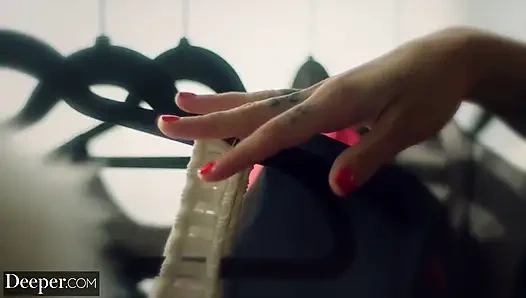 Tiefer. Sultry Sofi gönnt den verdrehten wünschen eines verheirateten mannes