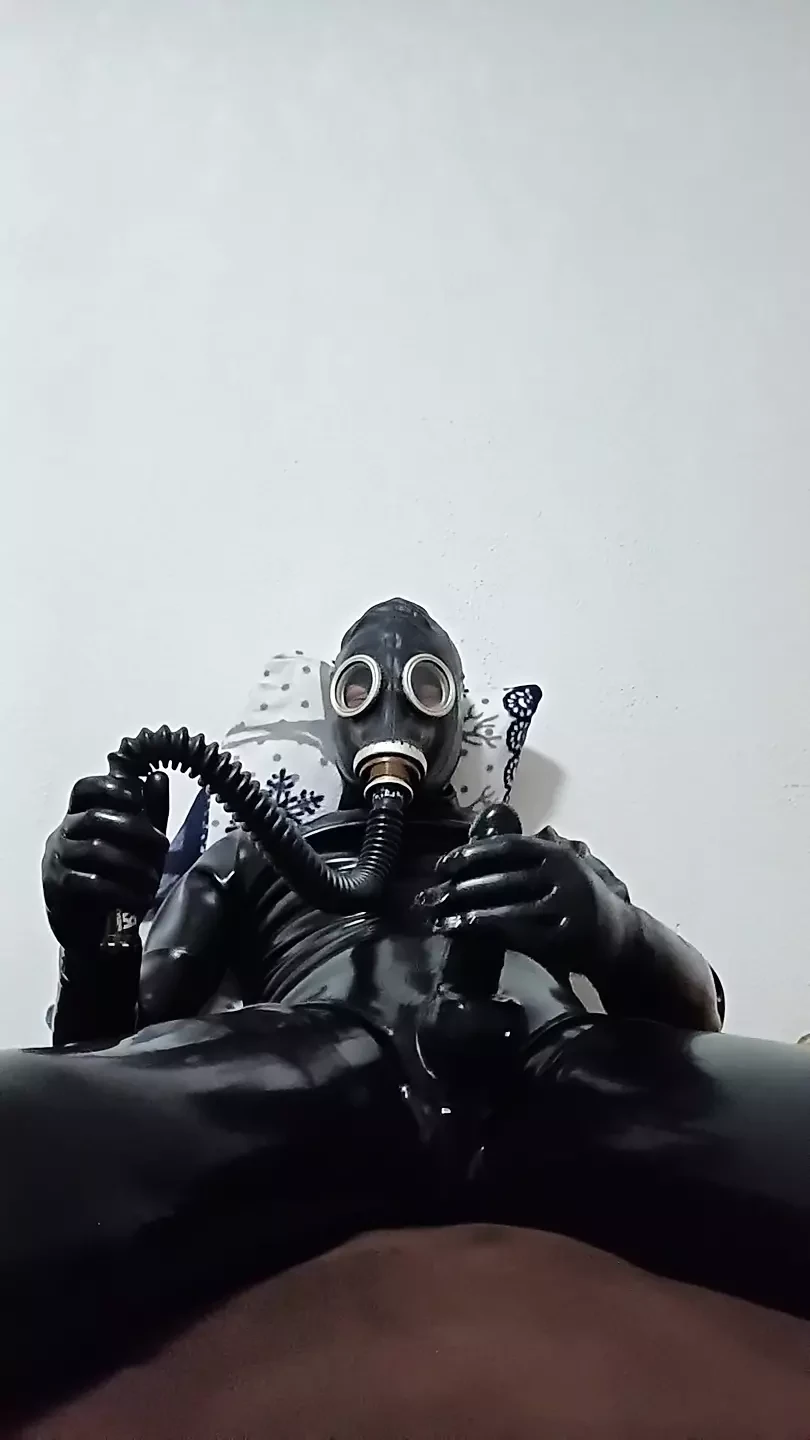 Catsuit 0.8mm jerk off pp