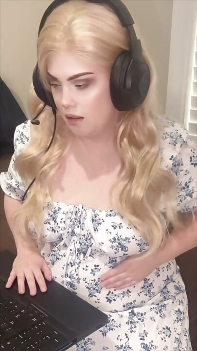 Pregnancy Roleplay Masterbating Through Contractions