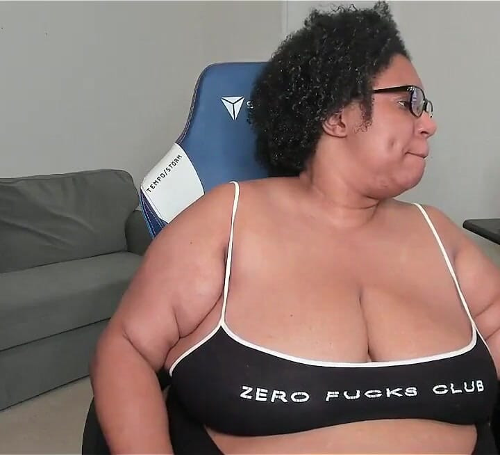 تيار Josie4Yourpleasure