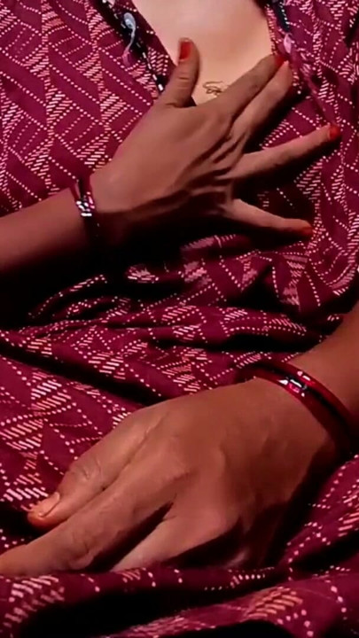 Ammu squeezes her breasts while wearing her nightie, turning up the heat 135 | Clip 1