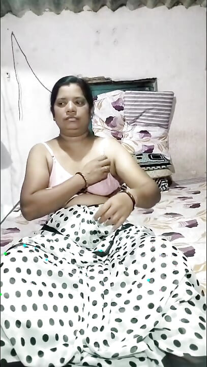 DESI BHABHI ON FIre.