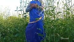 Première vidéo de sexe en plein air, forme desi bhabhi baise dans la nature, star yourrati
