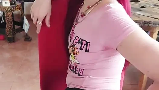 Shyyfxx ateşli baldızın aile yemeği rol oyununda onu sikmek istediğini biliyor