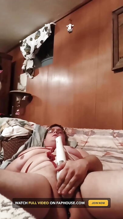 Elim arkamda bağlı halde boşalıyorum - ftm solo dp