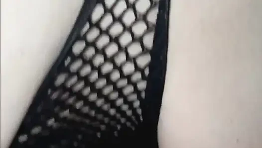 Die maskierte ehefrau-hure lutscht wieder