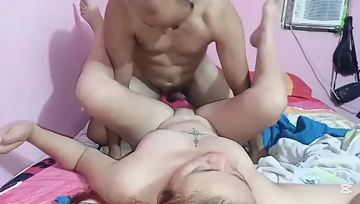 Cuckold leaves his wife alone with the neighbor to fuck