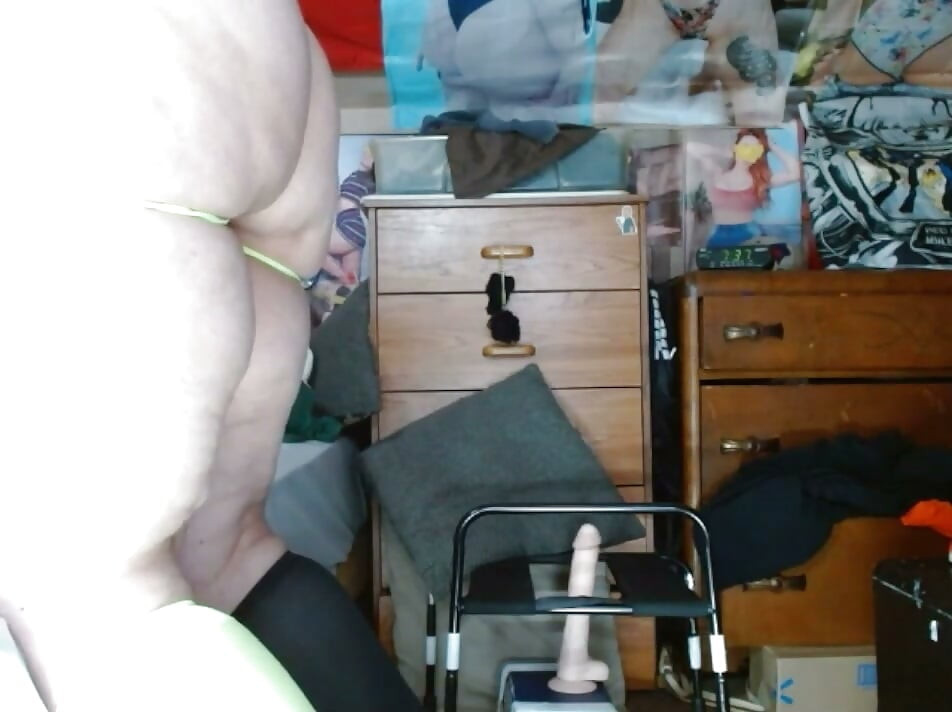 fat faggot sissy doesnt anything to impress real men