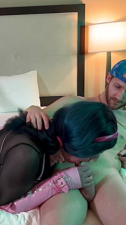 shuddhata men hot trans mahila ki chudaee aur choosna - sankalan 4