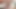 彼女は笑いながら、彼の哀れな小さなペニスを手で動かす